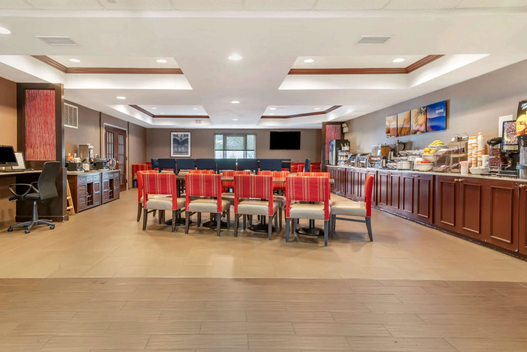 Comfort Suites Newark - Harrison