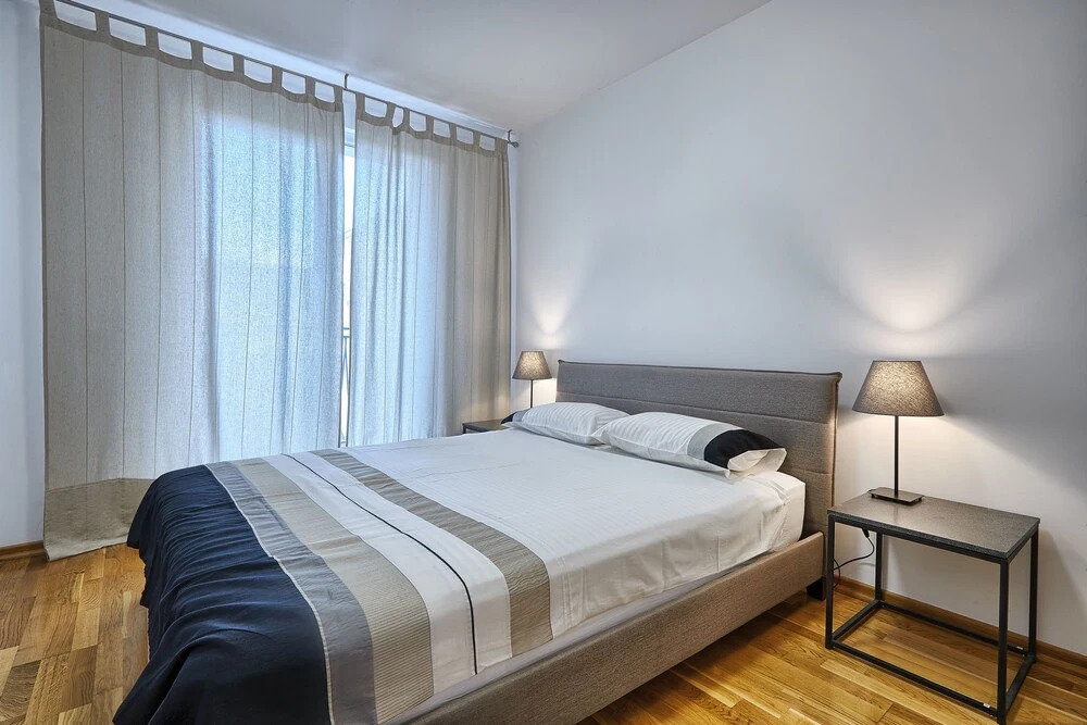 Baratero Club Apartments Private Parking EV points
