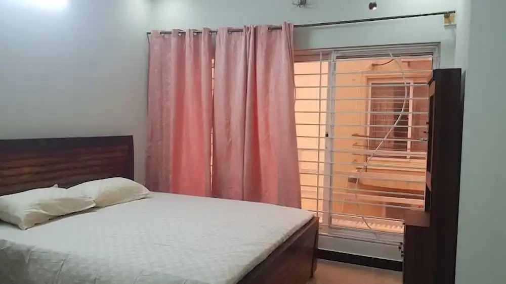 Al awan guest house