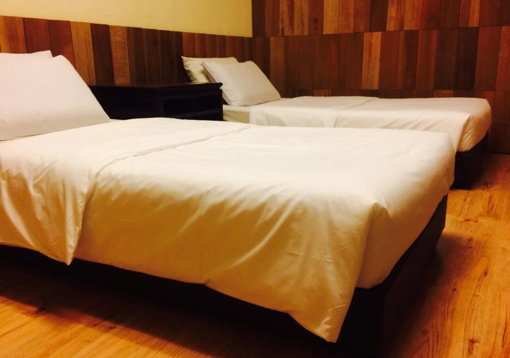 Hoover Hotel
