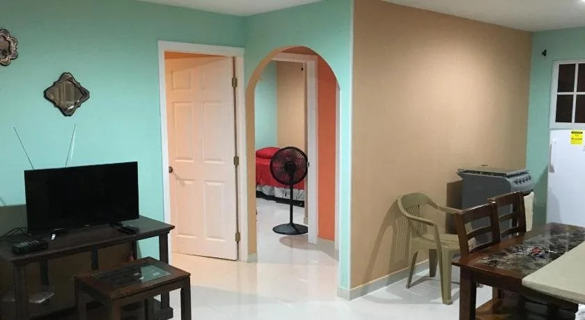 Bellas Place