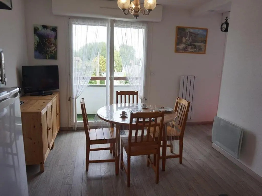 Appartement Merville-Franceville-Plage, 1 pièce, 4 personnes - FR-1-465-37