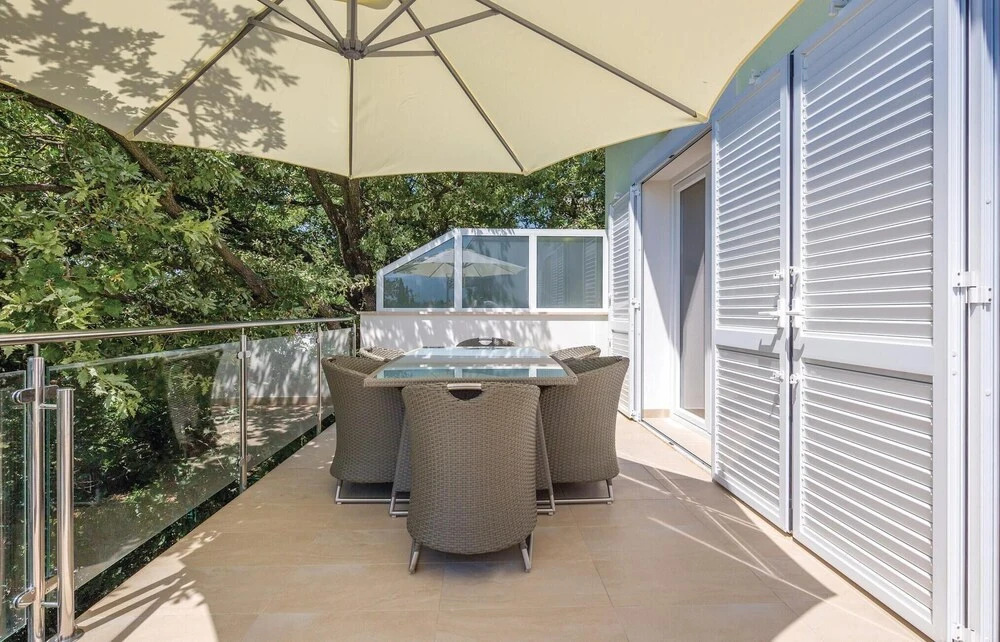 Awesome Home In Novi Vinodolski