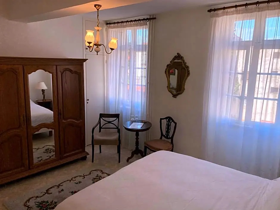 Poppys Chambres dHotes