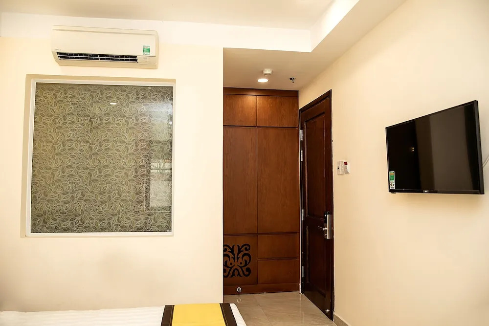 Tu Phuong Hotel