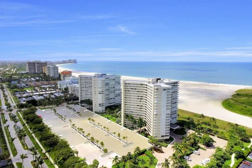 Seaview Court