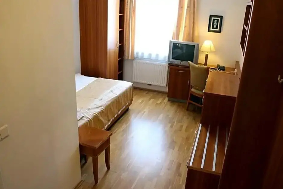 Hotel Wasserpalast - breakfast for free