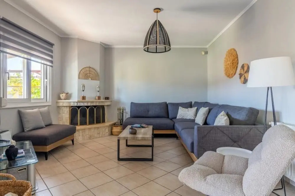 Luxury Garden Villa with Heated Pool
