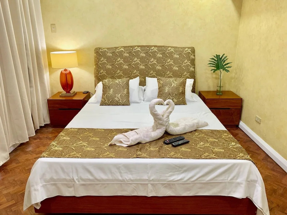 Superior Apartment Robinsons Place Rpr 10