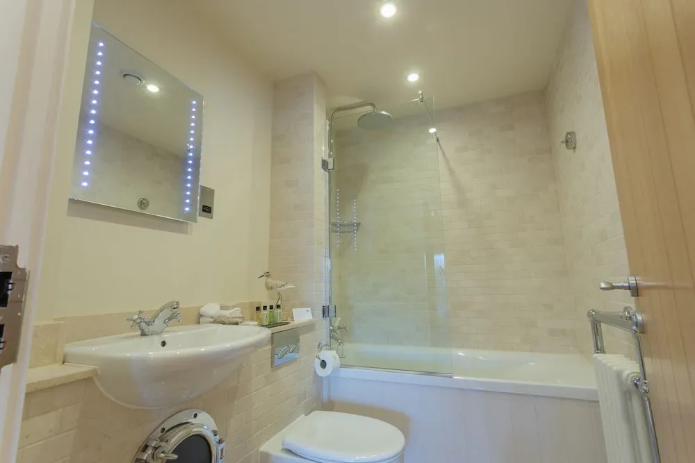 South Sands Hotel