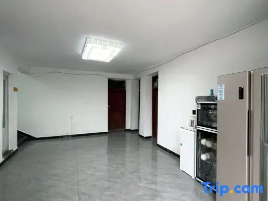 Siguniang Mountain Linxi Yashe Homestay (Shuangqiao Valley Scenic Area)