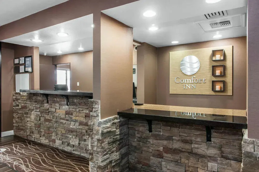 Comfort Inn