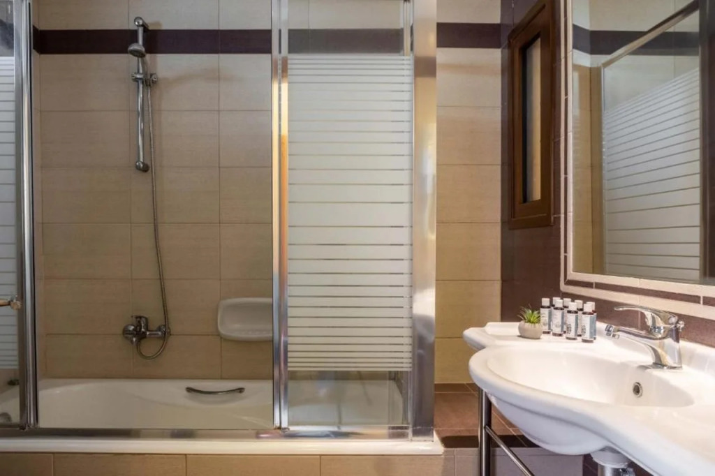 Hotel Serenity Tolo