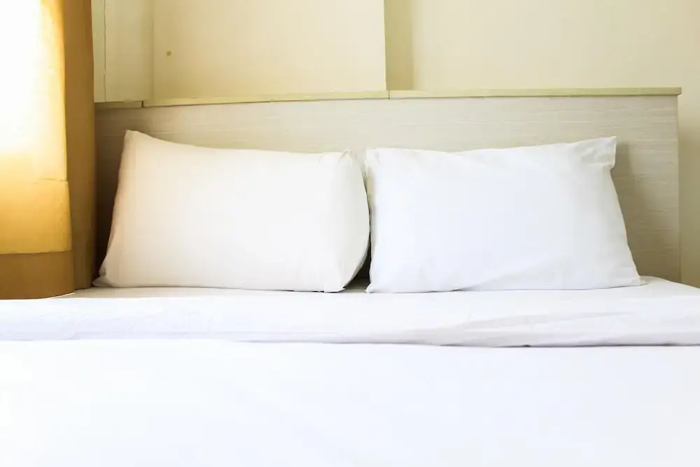 Modern 2BR Apartment Puri Park View for 4 Pax By Travelio