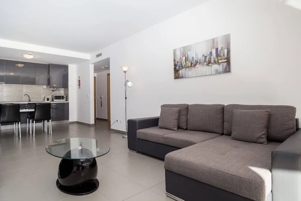 04 in Portim o With 1 Bedrooms and 1 Bathrooms