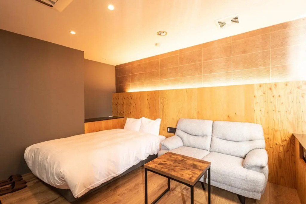 ArC LIFESTYLE SPACE & HOTEL