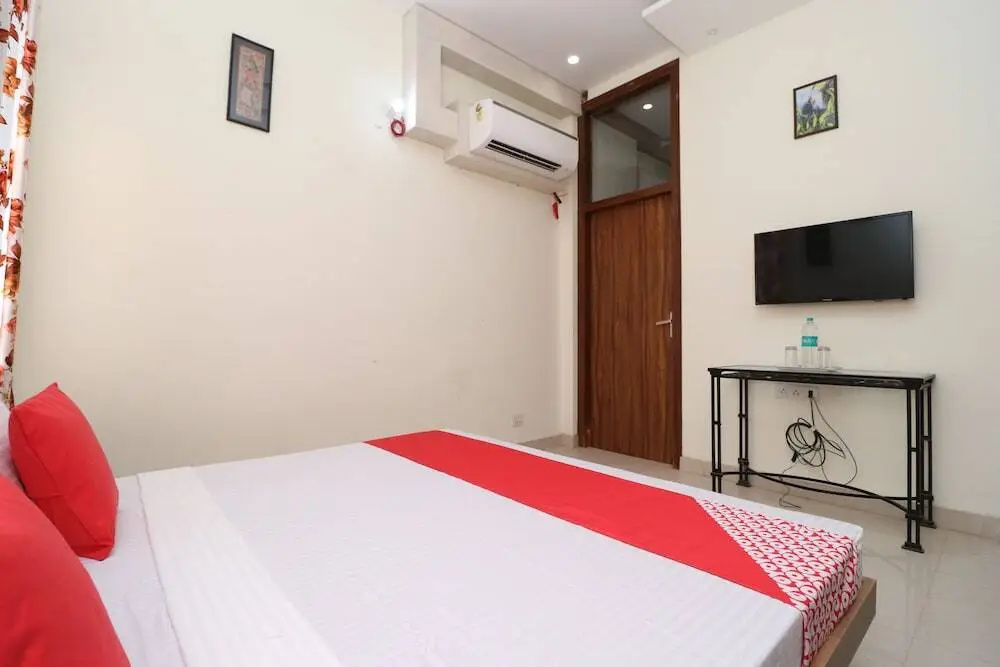 Sharan Square by OYO Rooms