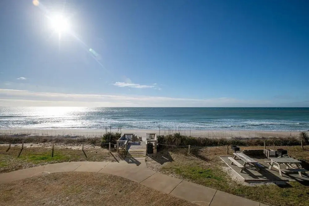 Summer Winds 231-b 3 Bedroom Condo by RedAwning