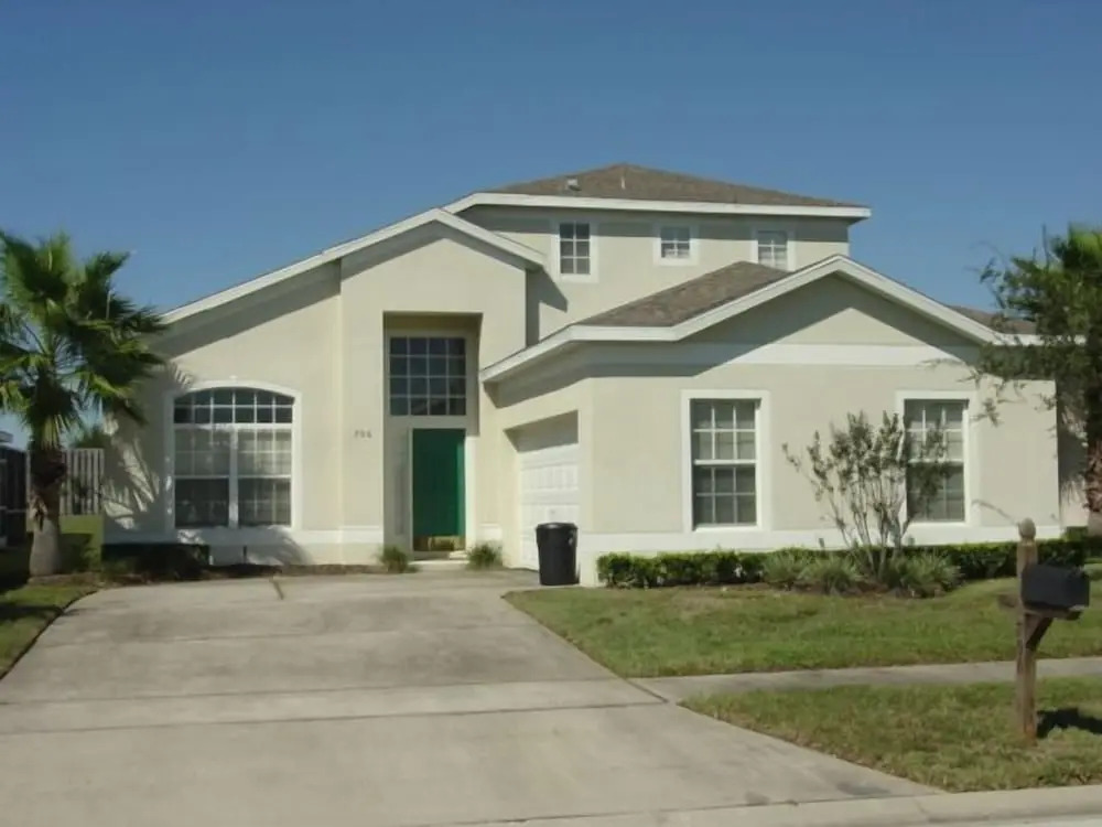 Ahr123 - Hampton Lakes - 5 Bed 3 Baths Villa