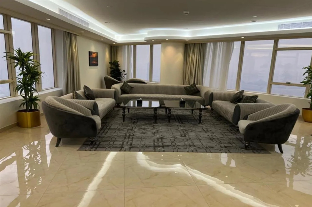 Seafront Luxury Suites Jeddah Corniche