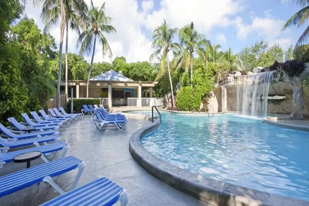 Bakers Cay Resort Key Largo, Curio Collection By Hilton