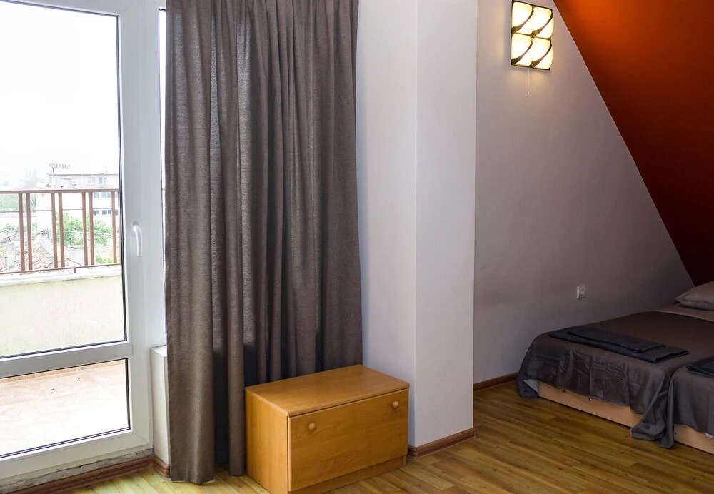 FM Deluxe 1-BDR Maisonette with Terrace
