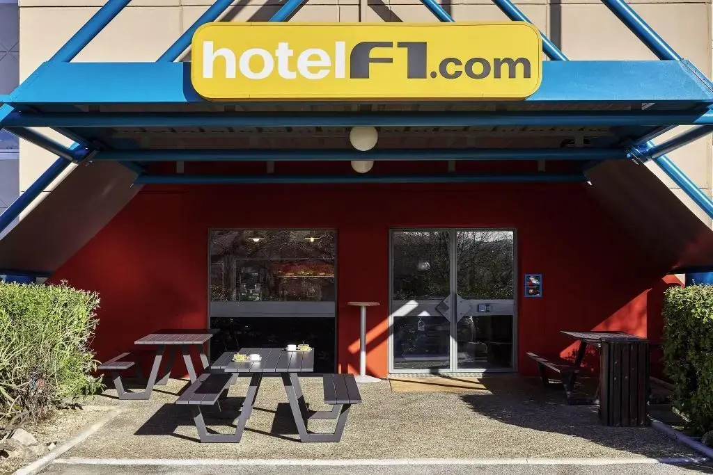 hotelF1 Lille Villeneuve dAscq