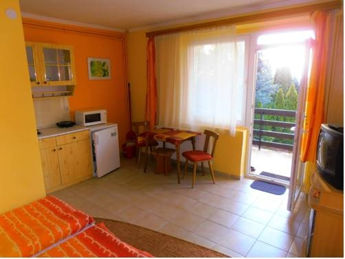 Almádi Apartments