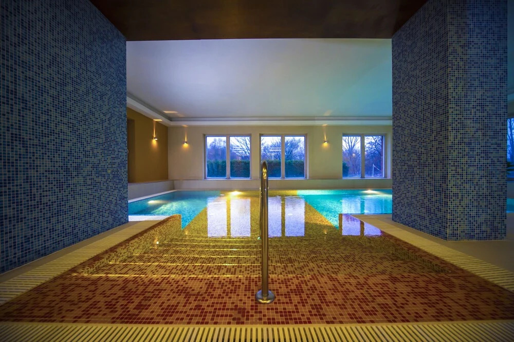 Royal Club Hotel