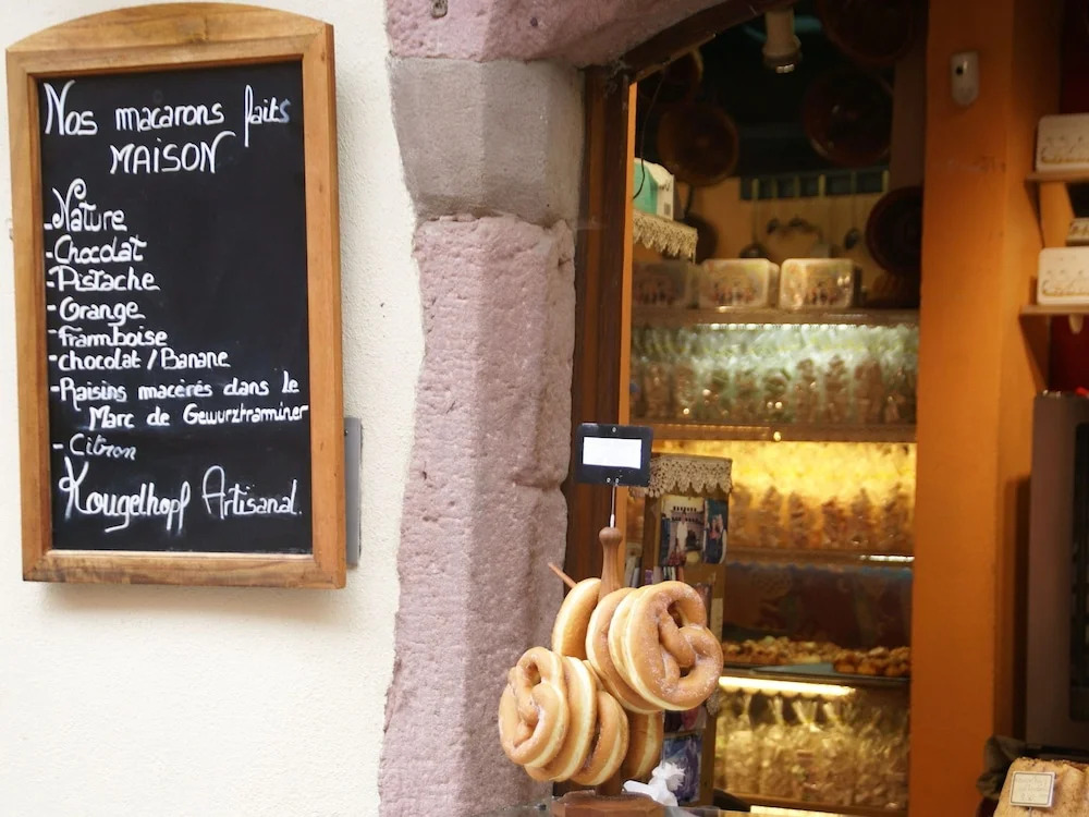 Apartment in Riquewihr near Vineyards