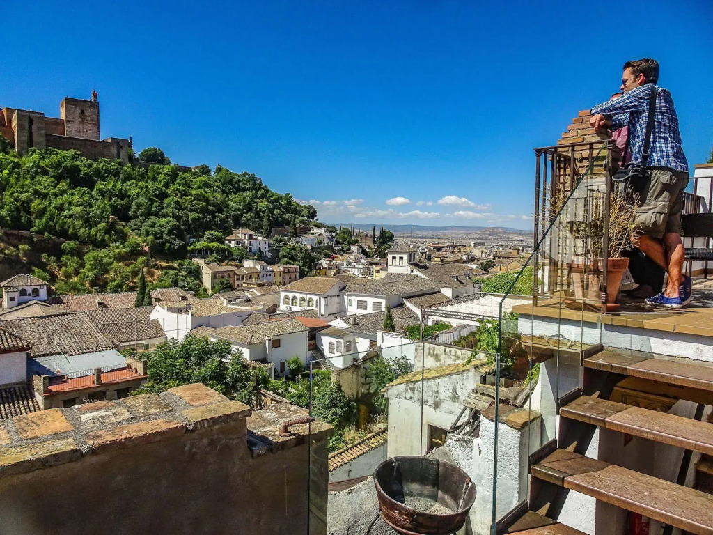 Apartamentos Alhambra