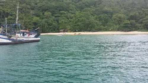 Recanto Casa de Pedrinha - Aptos para temporada e finais de semana