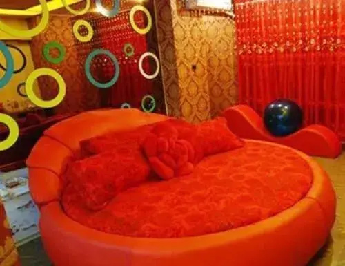 Aike 100 Business Hotel - Chunyang Road