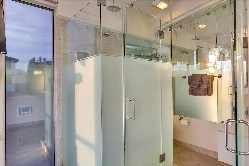 Surf Style 1 1 Bedroom 2 Bathrooms Townhouse