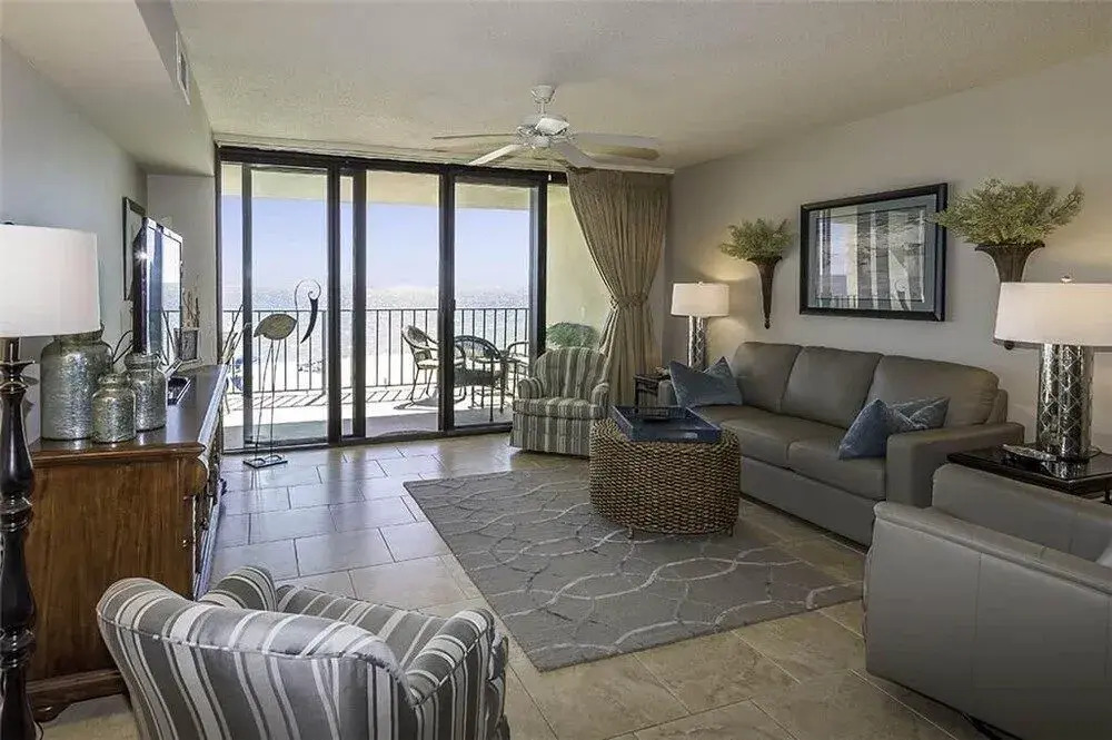 Wind Drift 208 - 2 Br condo by RedAwning