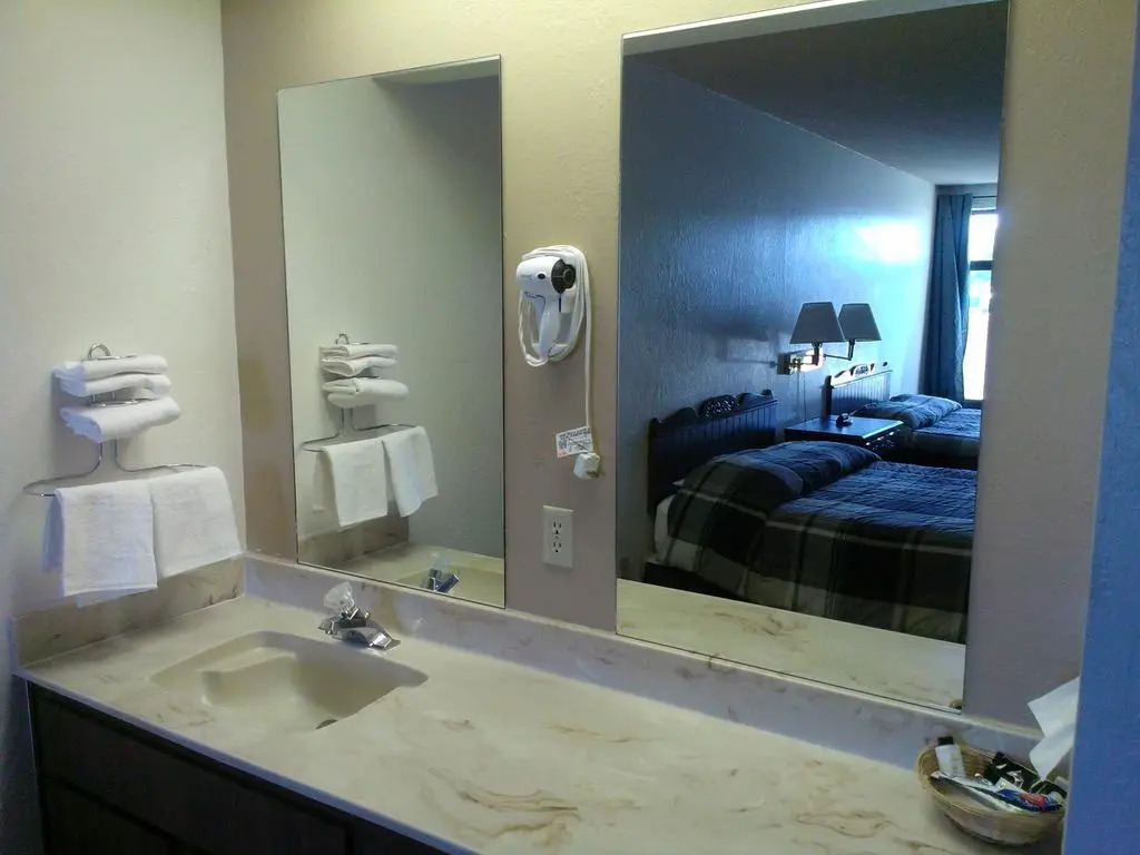 Antelope Hills Inn