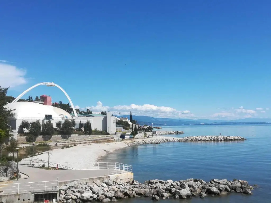 Studio apartman Arni