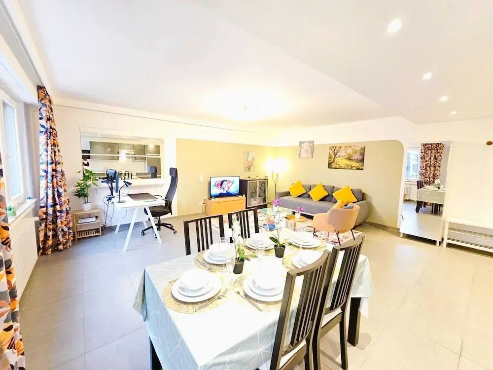 Exceptional 1BR Apartment in center