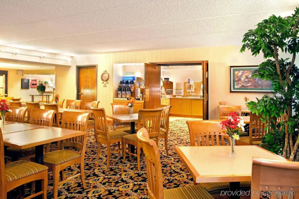 Holiday Inn Express Milwaukee - West Medical Center by IHG