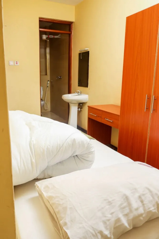 Nelis Park Hotel