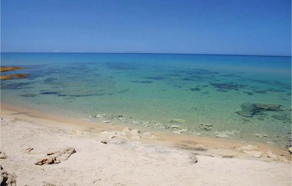 Trilo Beach