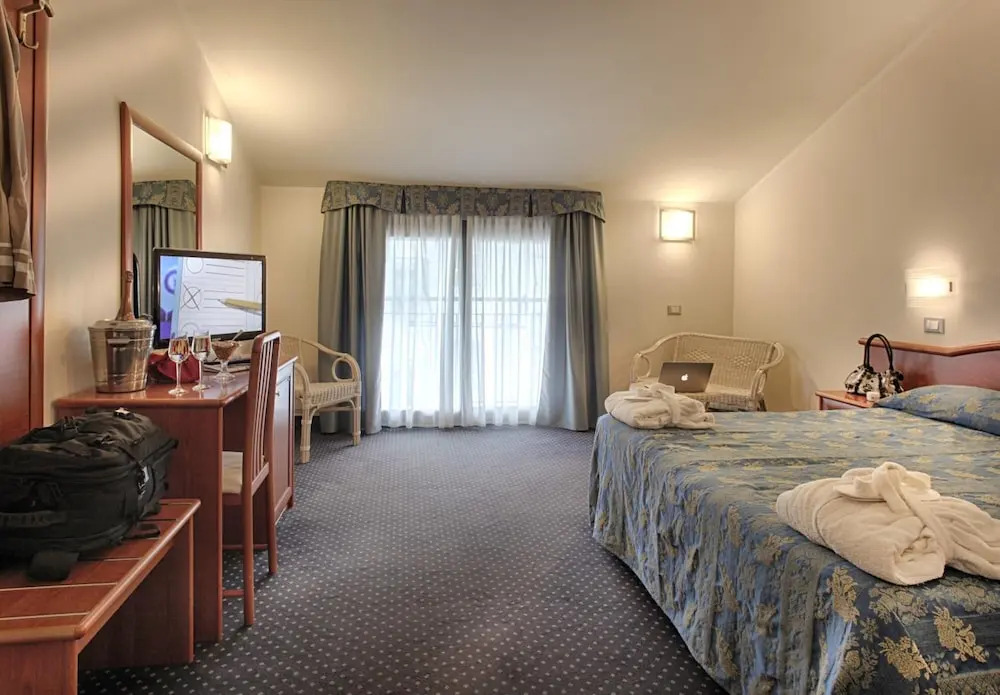 Hotel Bolognese