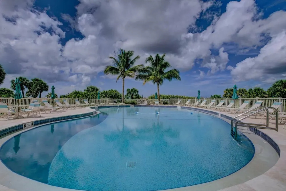 Island Reef Bayside With Private Beach