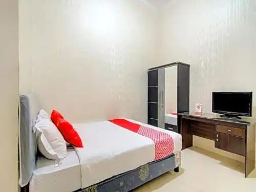 OYO 3861 Homestay Villa Tidar
