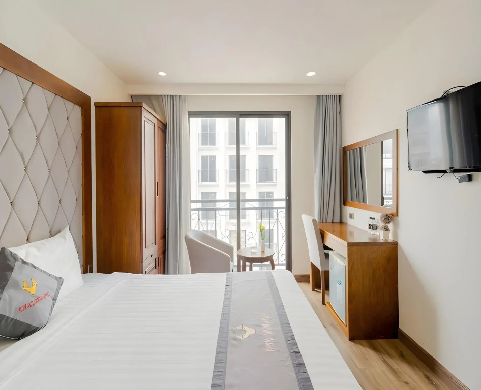 Royal Charm Hotel