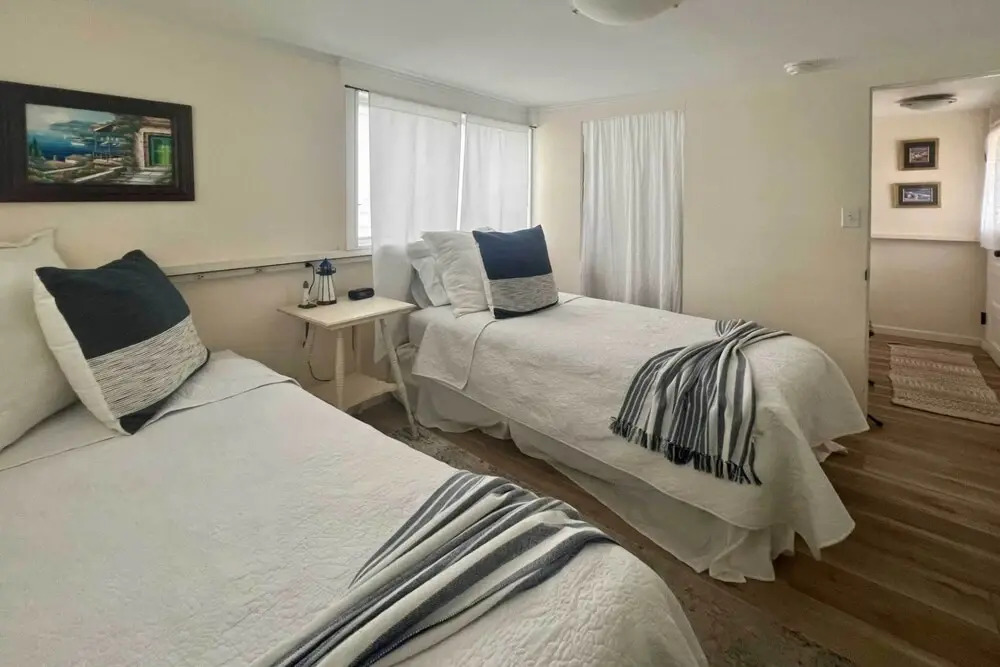 Catalina Island Cottage - Walk to Main St & Beach!