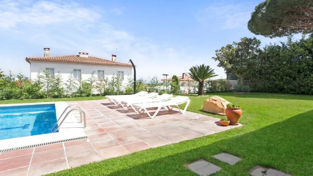 Apartment - 2 Bedrooms with Pool - 107156