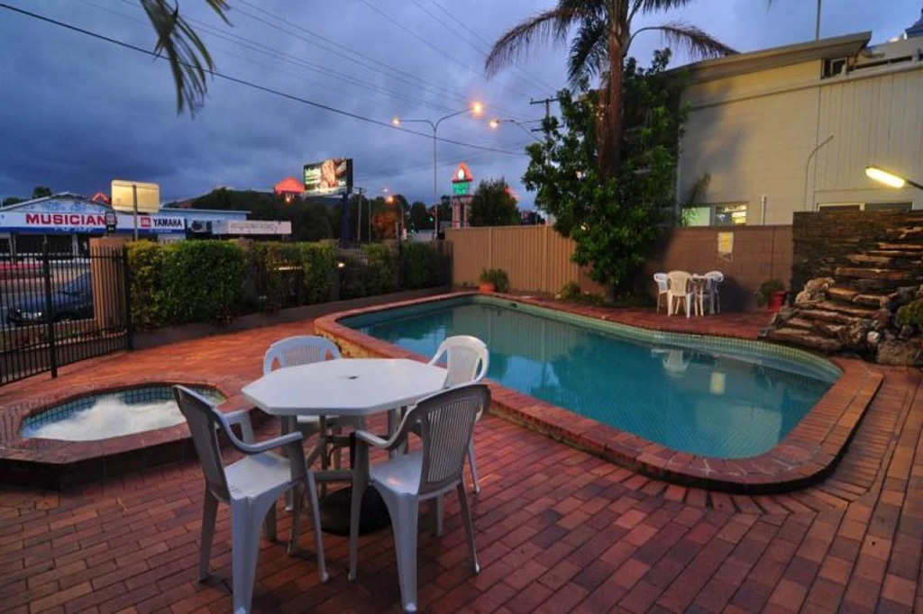 Browns at Broadbeach Motel