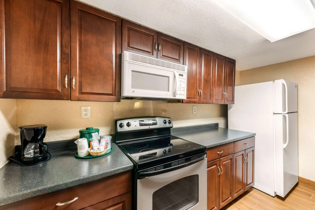 Quality Inn & Suites Orlando Airport