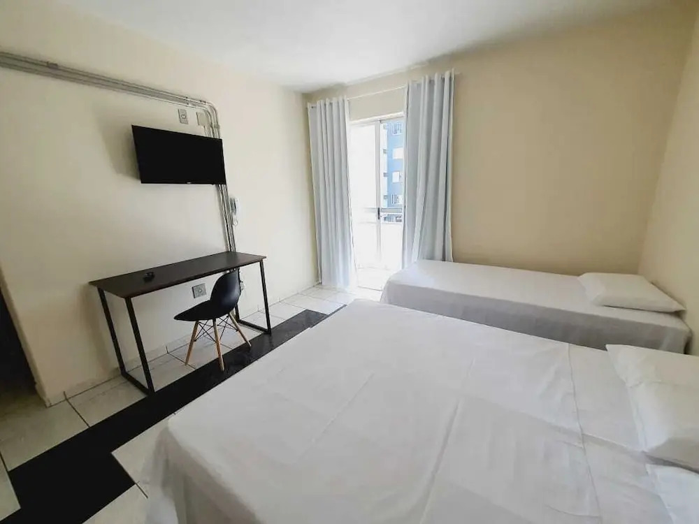 Cruz Hotel